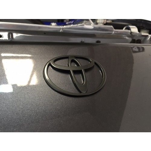 Toyota emblem front